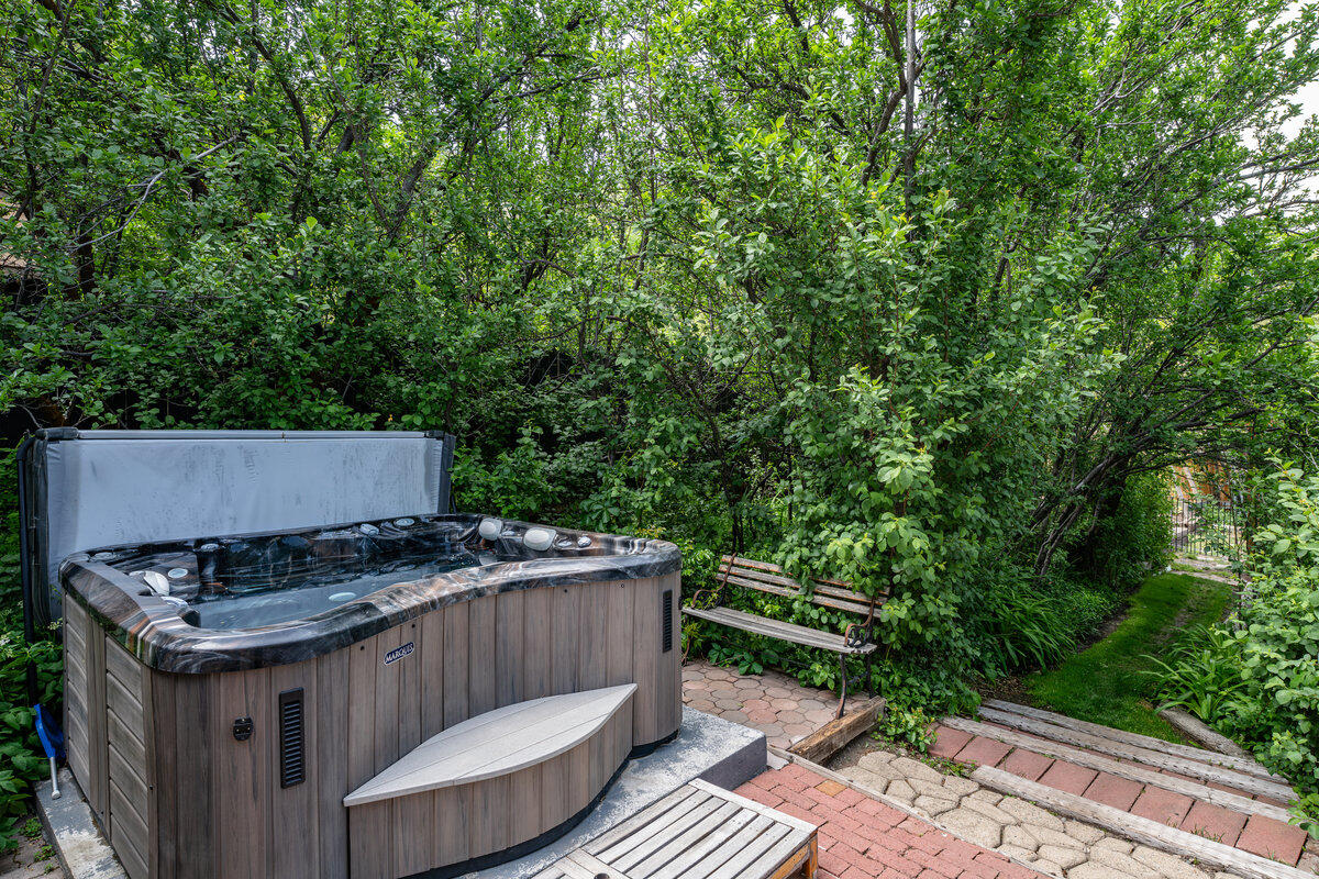 Mill Replace hot tub