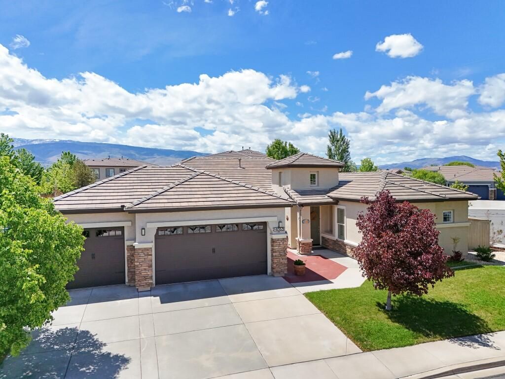 Photo of 10555 Hampton Creek Drive, Reno, NV 89521 (MLS # 260005551)
