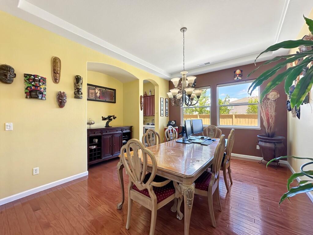 Reno, Nevada, 89521, United States, 5 Bedrooms Bedrooms, ,3 BathroomsBathrooms,Residential,Active,2043842