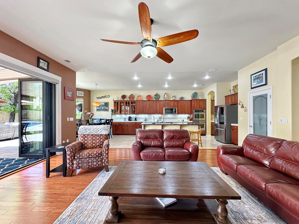 Reno, Nevada, 89521, United States, 5 Bedrooms Bedrooms, ,3 BathroomsBathrooms,Residential,Active,2043842