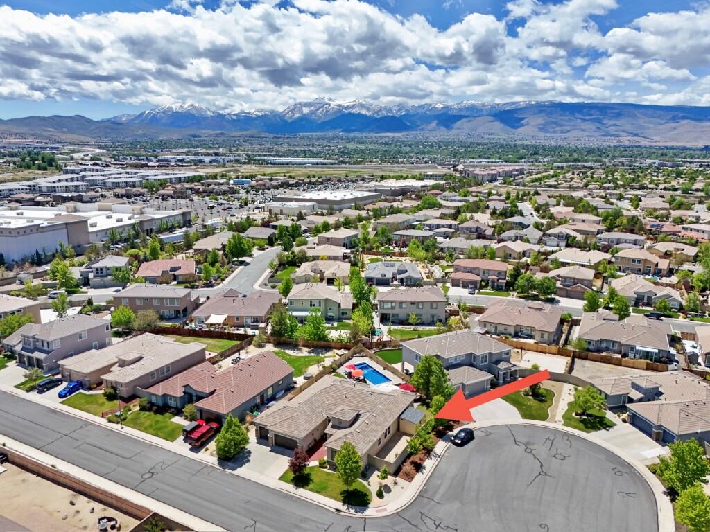 Reno, Nevada, 89521, United States, 5 Bedrooms Bedrooms, ,3 BathroomsBathrooms,Residential,Active,2043842