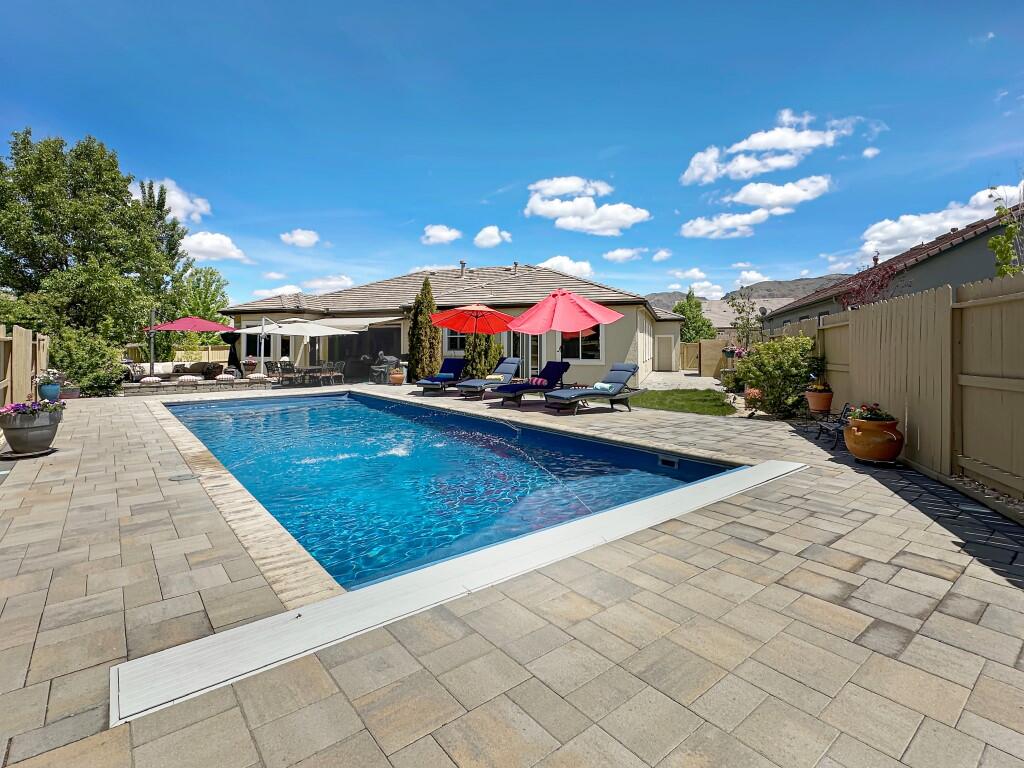 Reno, Nevada, 89521, United States, 5 Bedrooms Bedrooms, ,3 BathroomsBathrooms,Residential,Active,2043842