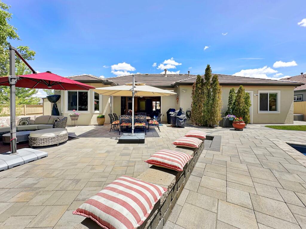 Reno, Nevada, 89521, United States, 5 Bedrooms Bedrooms, ,3 BathroomsBathrooms,Residential,Active,2043842