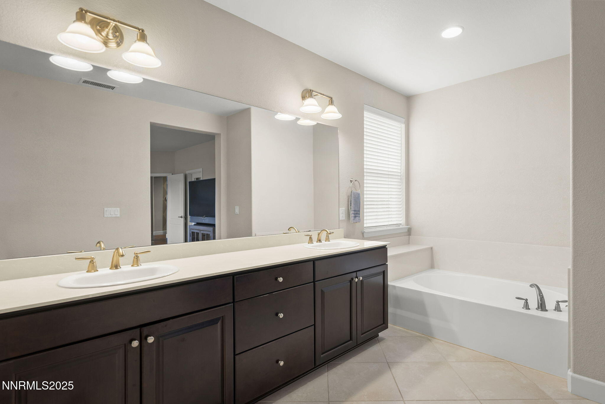 19-web-or-mls-_DSC0009