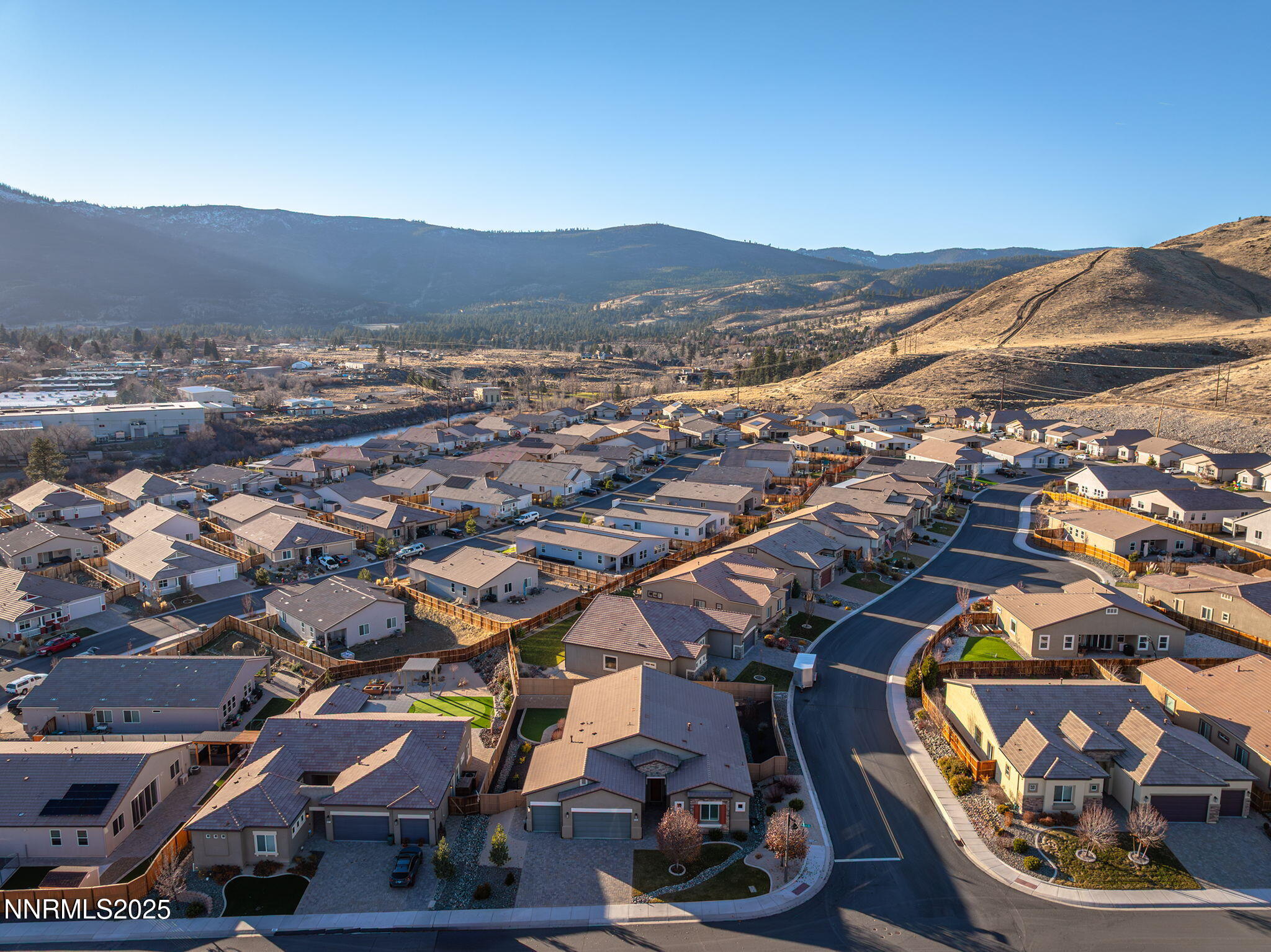 36-web-or-mls-DJI_20251211111433_0215_D