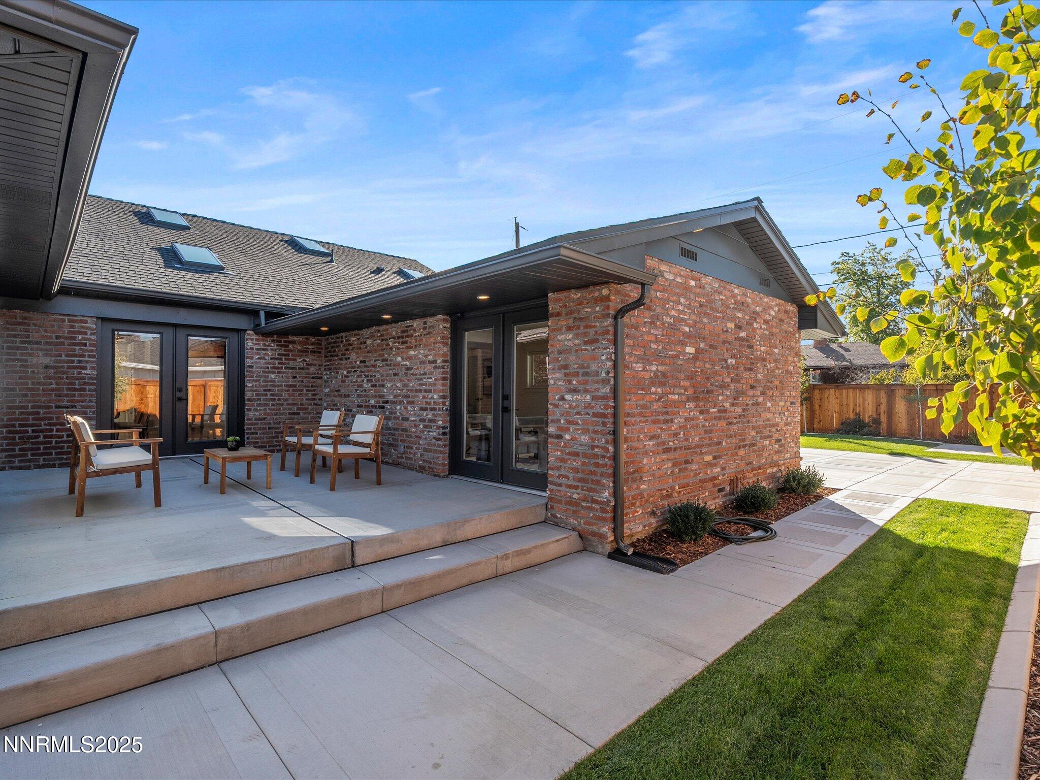 034-1245 Sharon Way-133