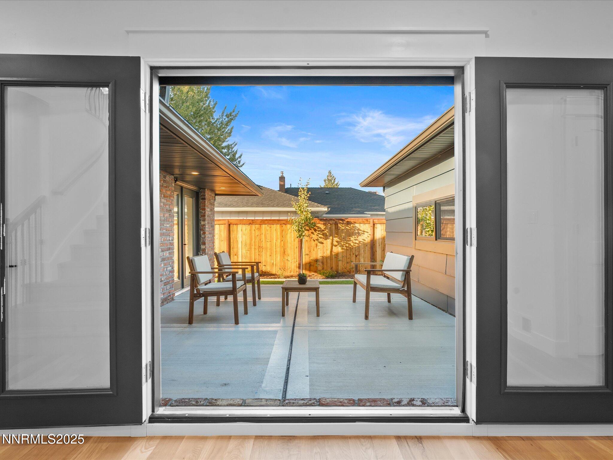 033-1245 Sharon Way-132