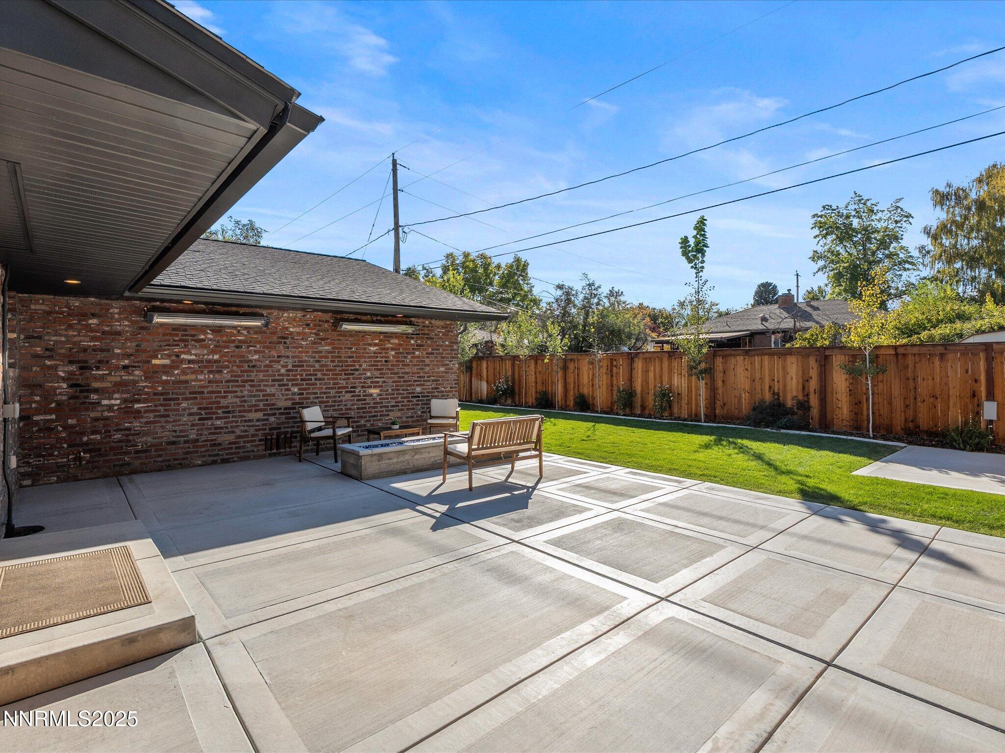 064-1245 Sharon Way-163