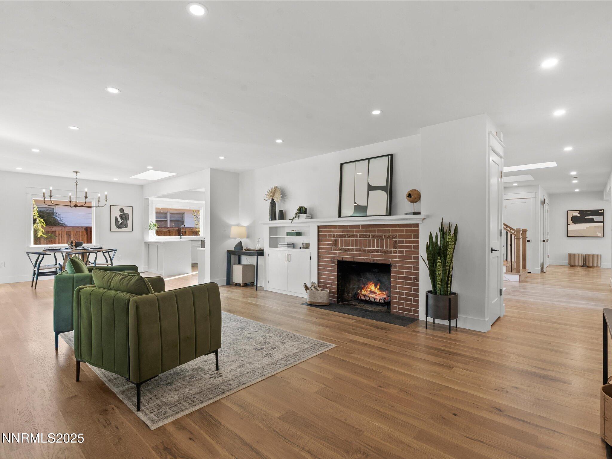 006-1245 Sharon Way-105