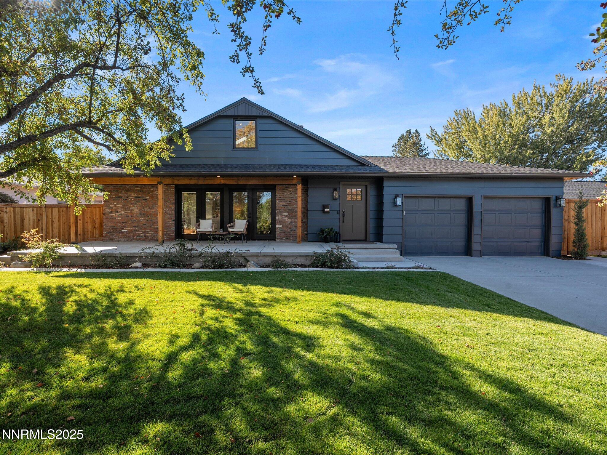 004-1245 Sharon Way-103