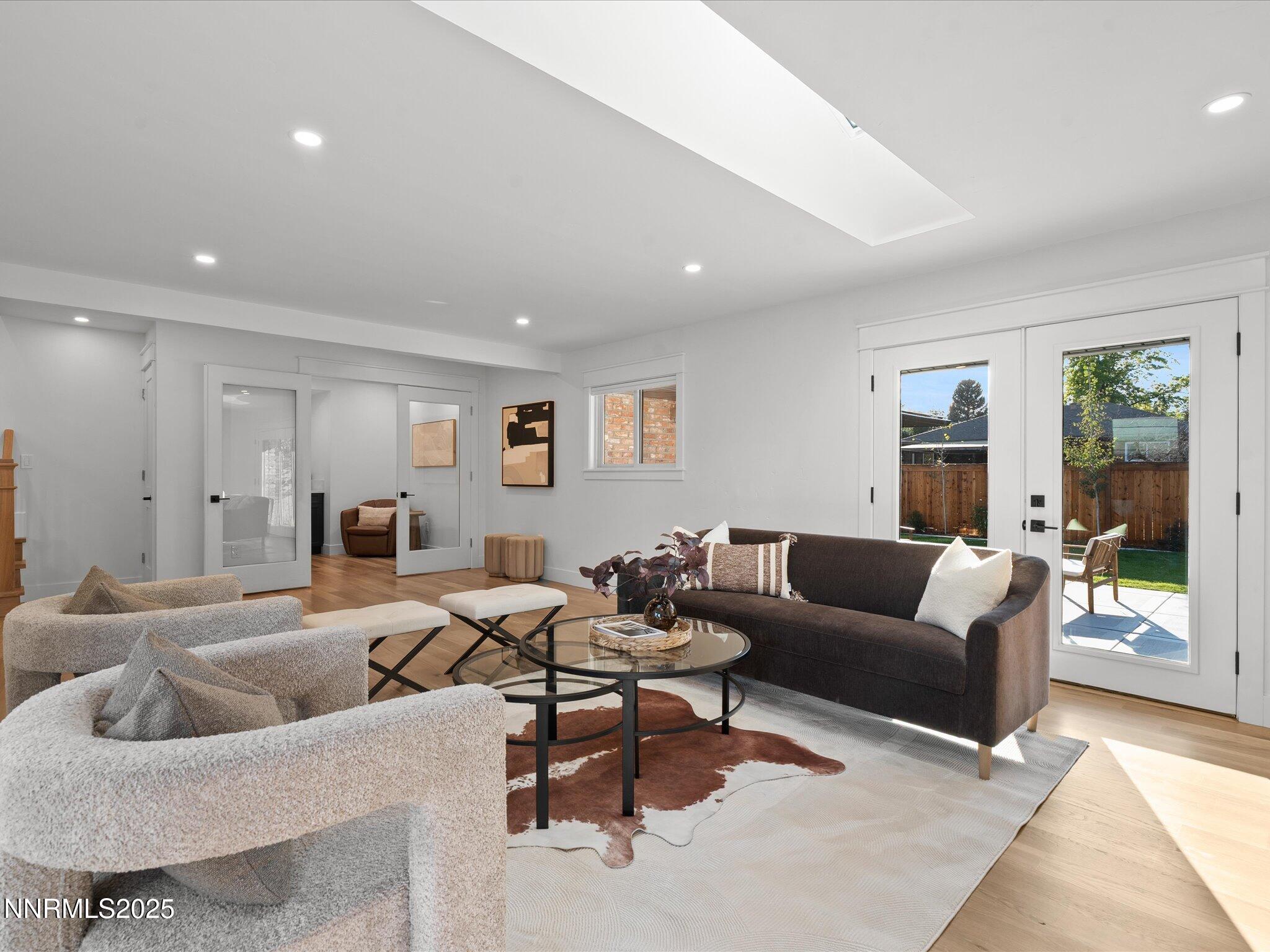 026-1245 Sharon Way-125