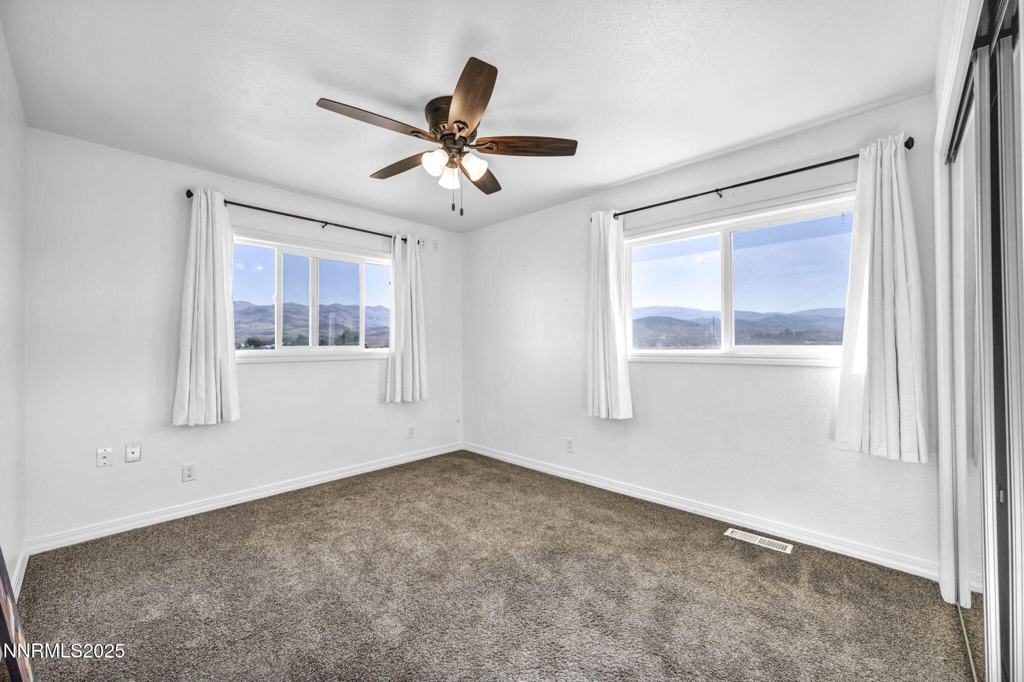 61-web-or-mls-4455-amy-rd