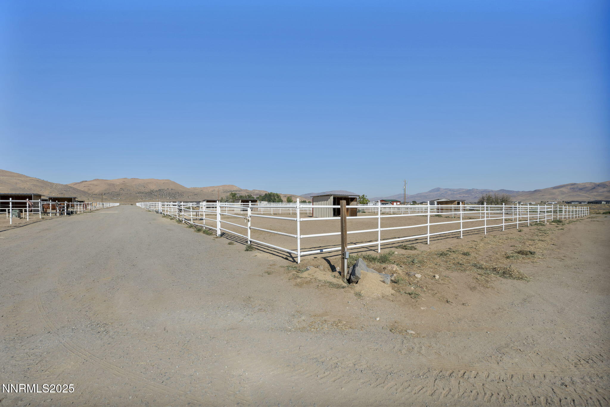 23-web-or-mls-4455-amy-rd