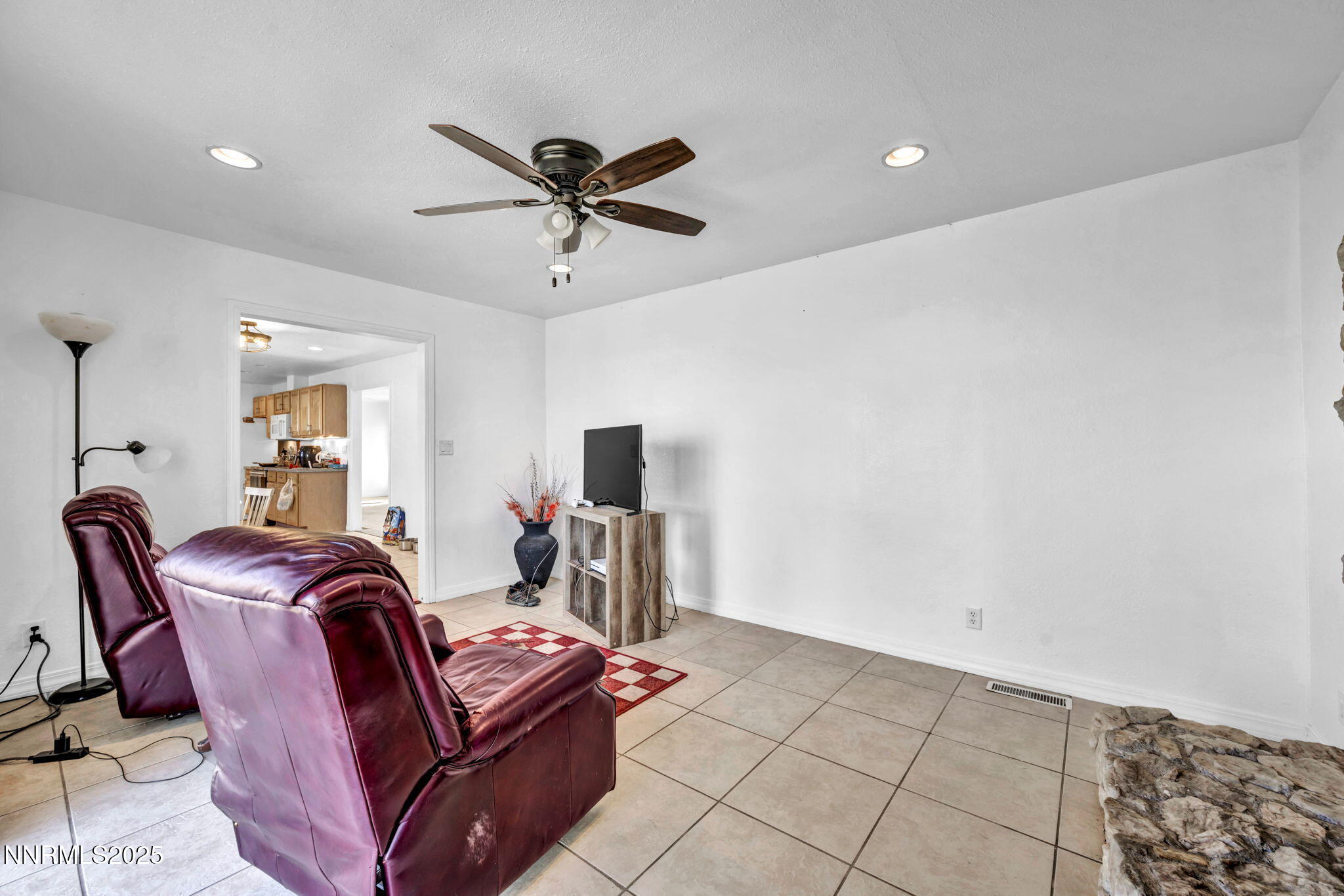 75-web-or-mls-4455-amy-rd