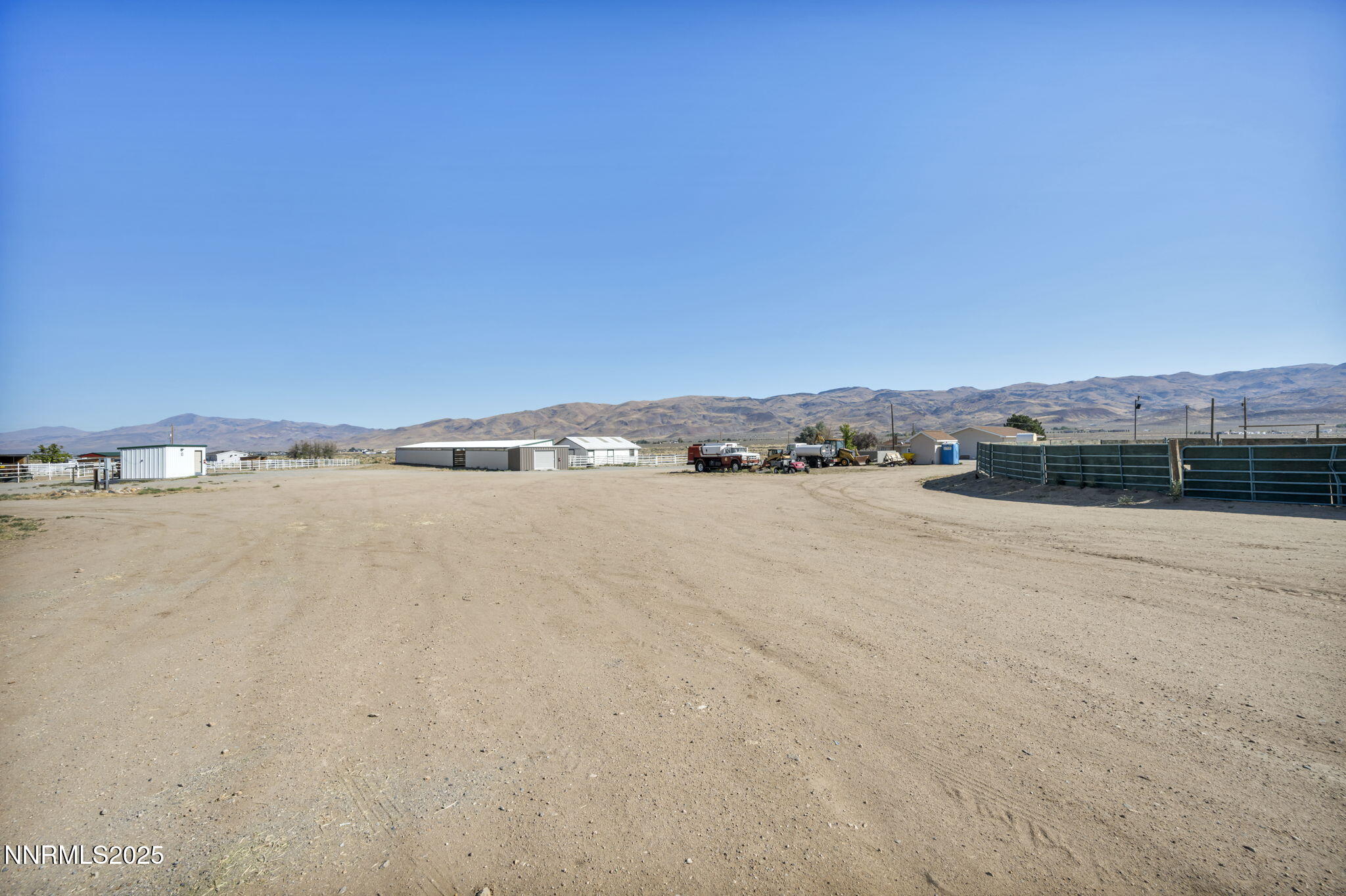 28-web-or-mls-4455-amy-rd