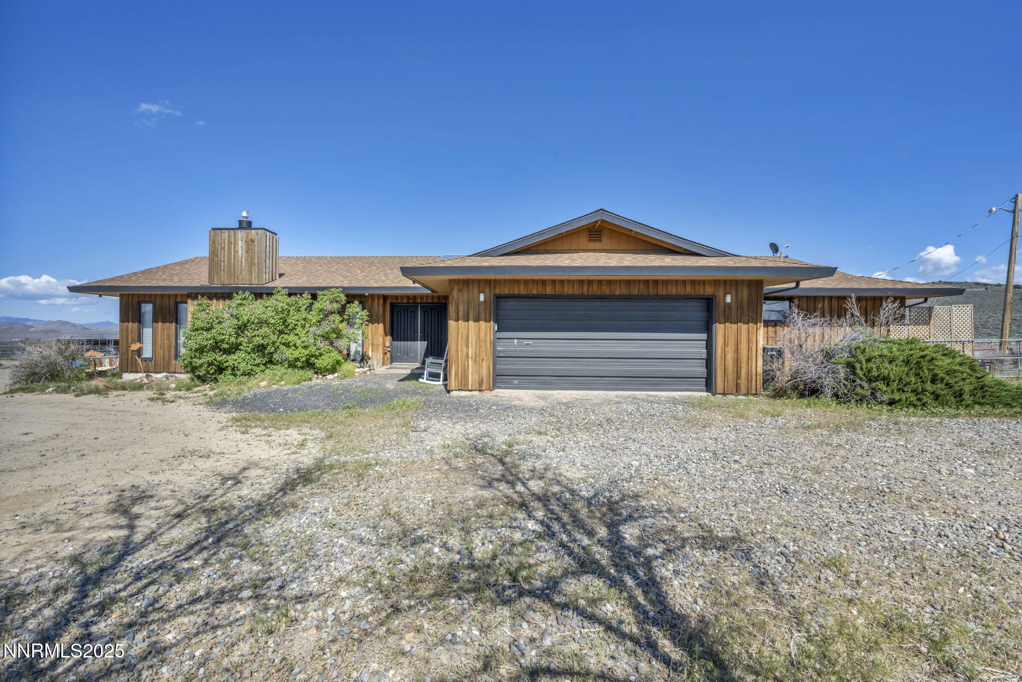 3-web-or-mls-6200-winnemucca-ranch-rd