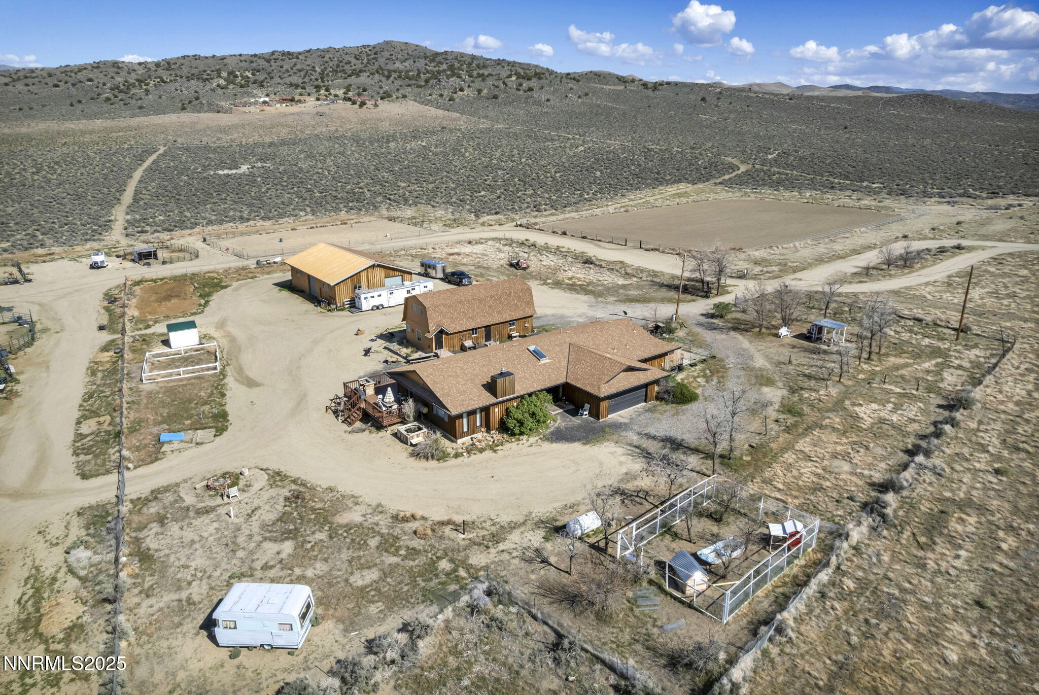 25-web-or-mls-6200-winnemucca-ranch-rd