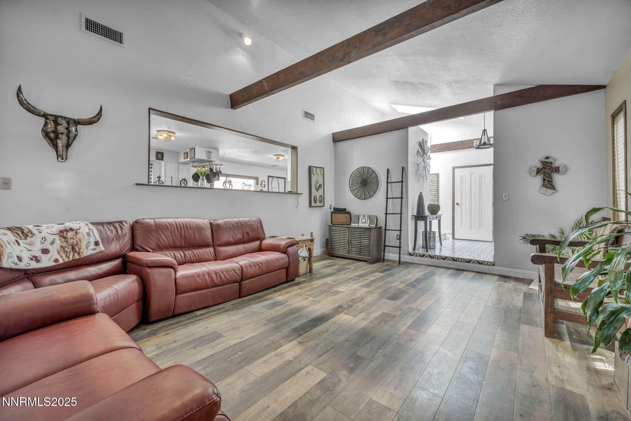 69-web-or-mls-6200-winnemucca-ranch-rd