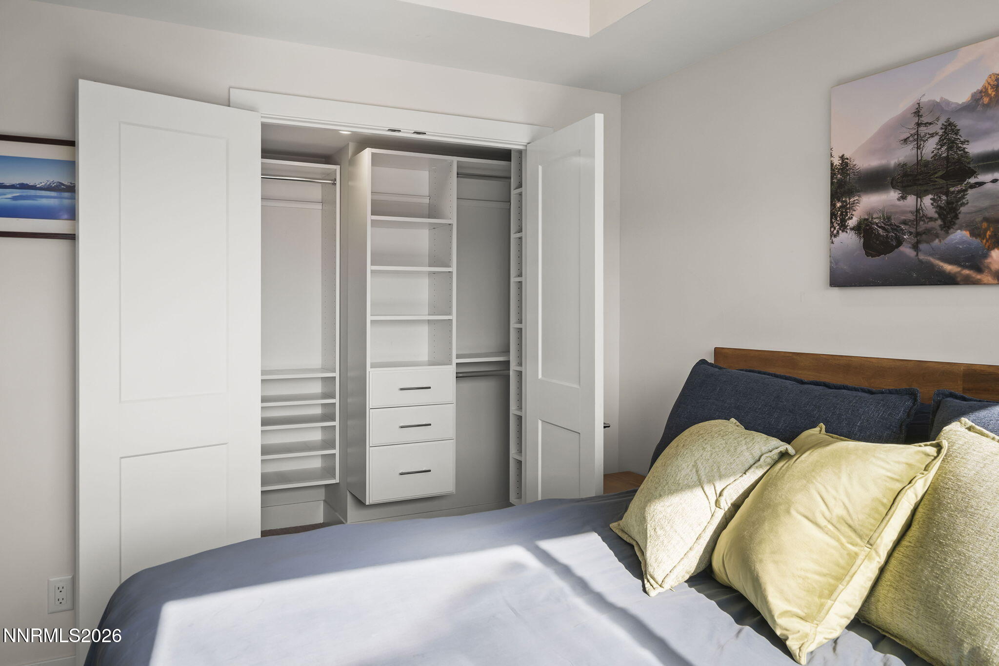 WALLACE Stewart Main2