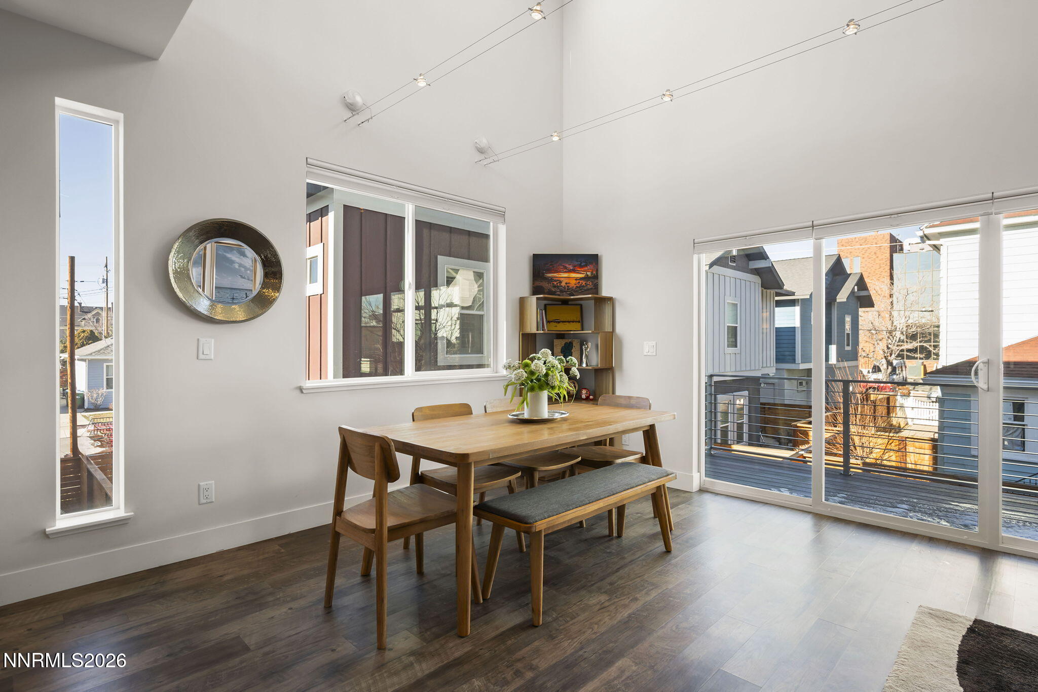 WALLACE Stewart Dining