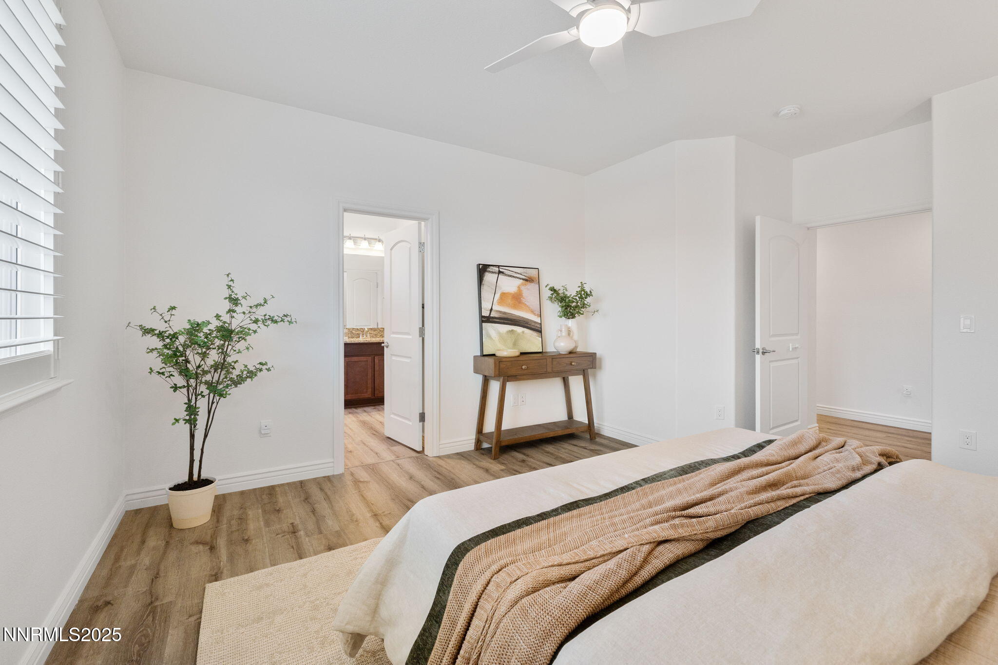 21-web-or-mls-19017 Bronco Creek-15