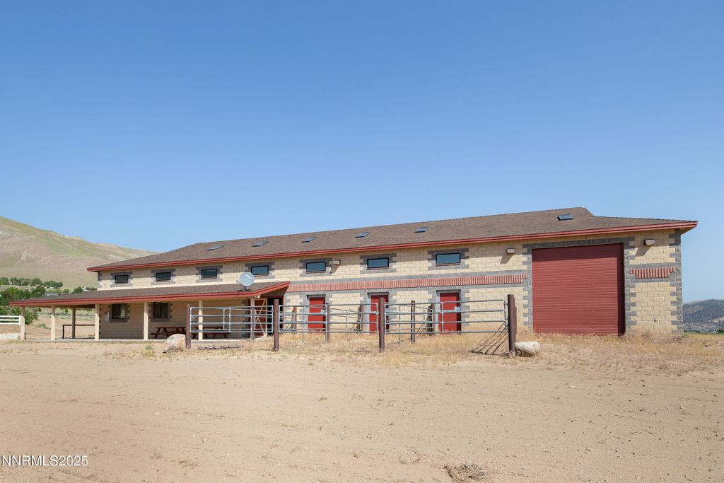 Photo of 160 Shetland Circle, Reno, NV 89508 (MLS # 250051366)