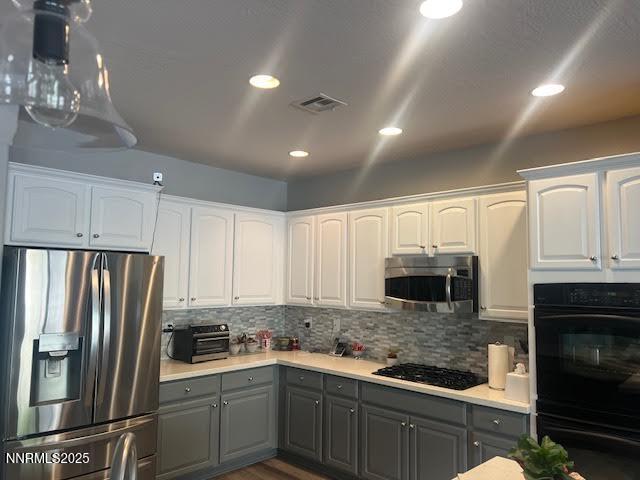 03C44834-5C34-4E03-B8DF-294AD035458A