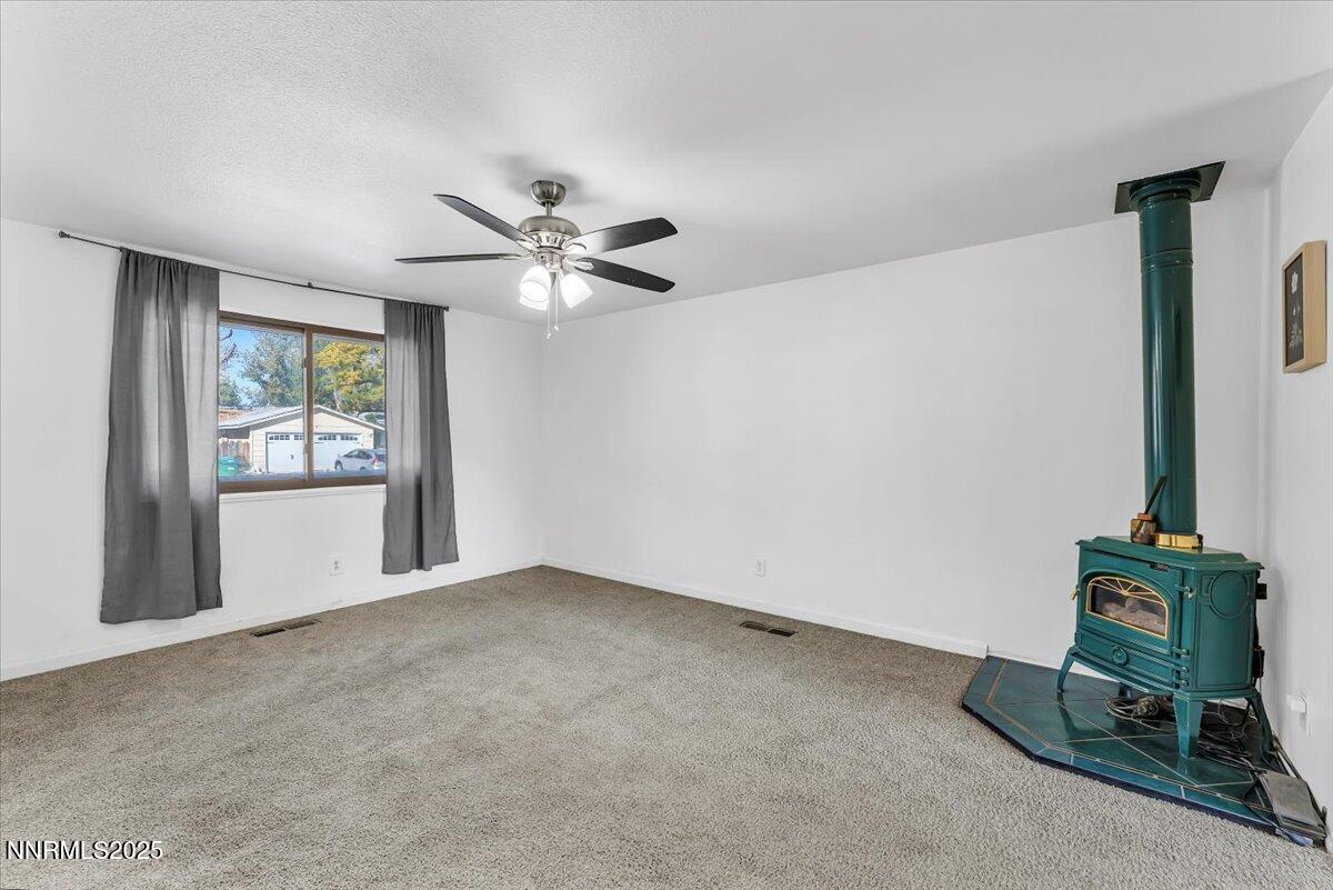 09-7300 Gemstone Dr Reno NV 89511 (9 of