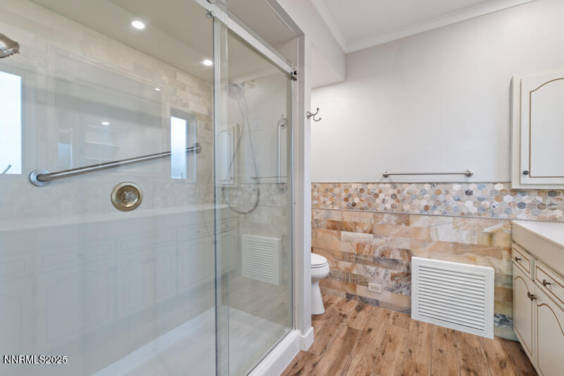 1880 Meadowview Lane (23 of 28)