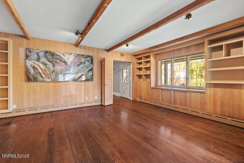 1880 Meadowview Lane (8 of 28)