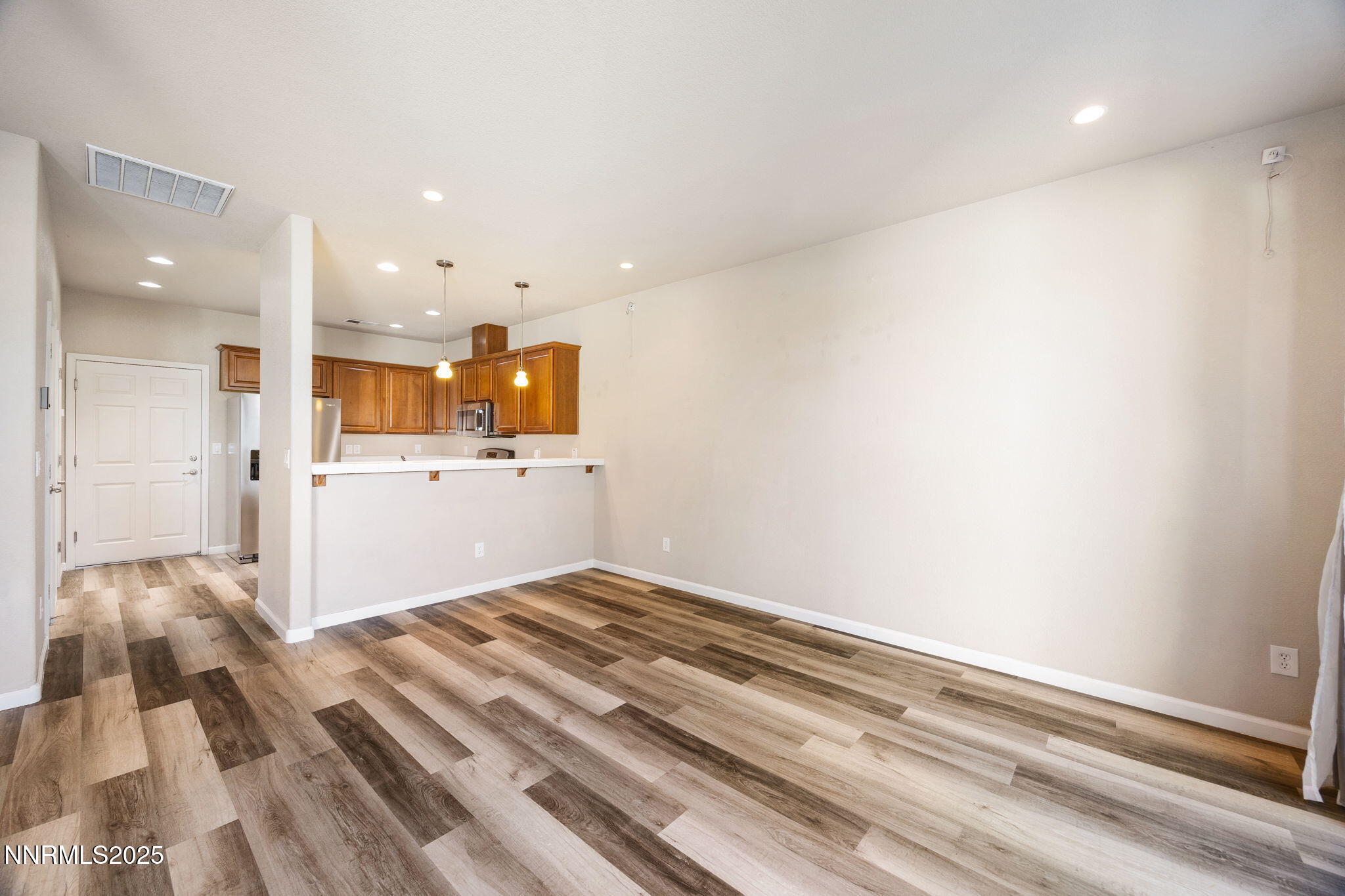 16-web-or-mls-11005 Lamour-17