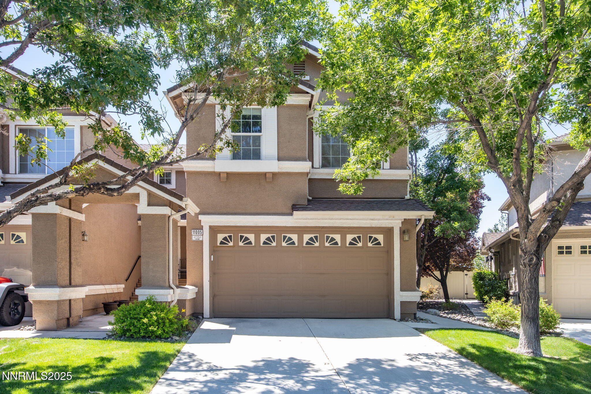 34-web-or-mls-11005 Lamour Ln-2