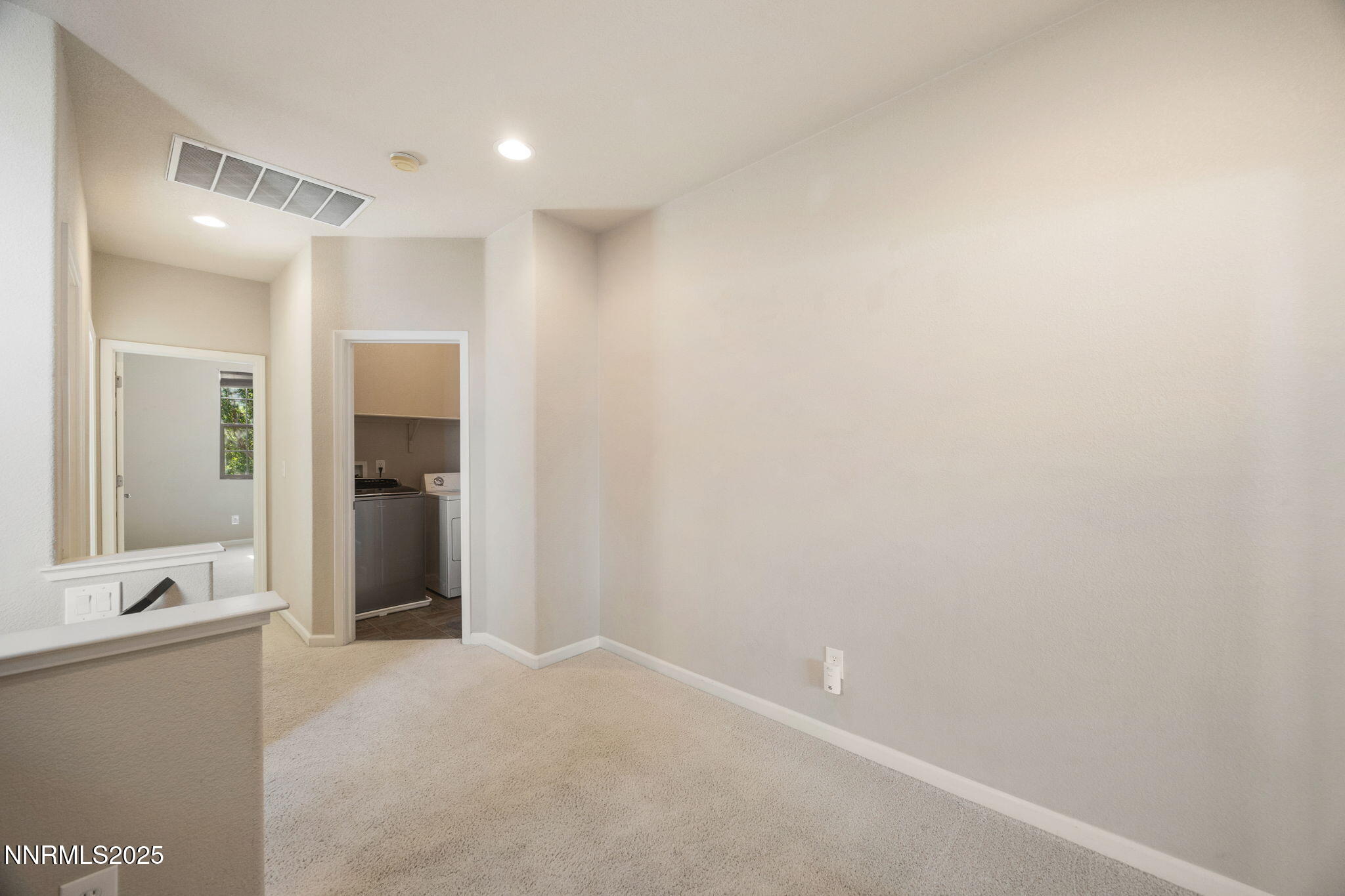 14-web-or-mls-11005 Lamour-7