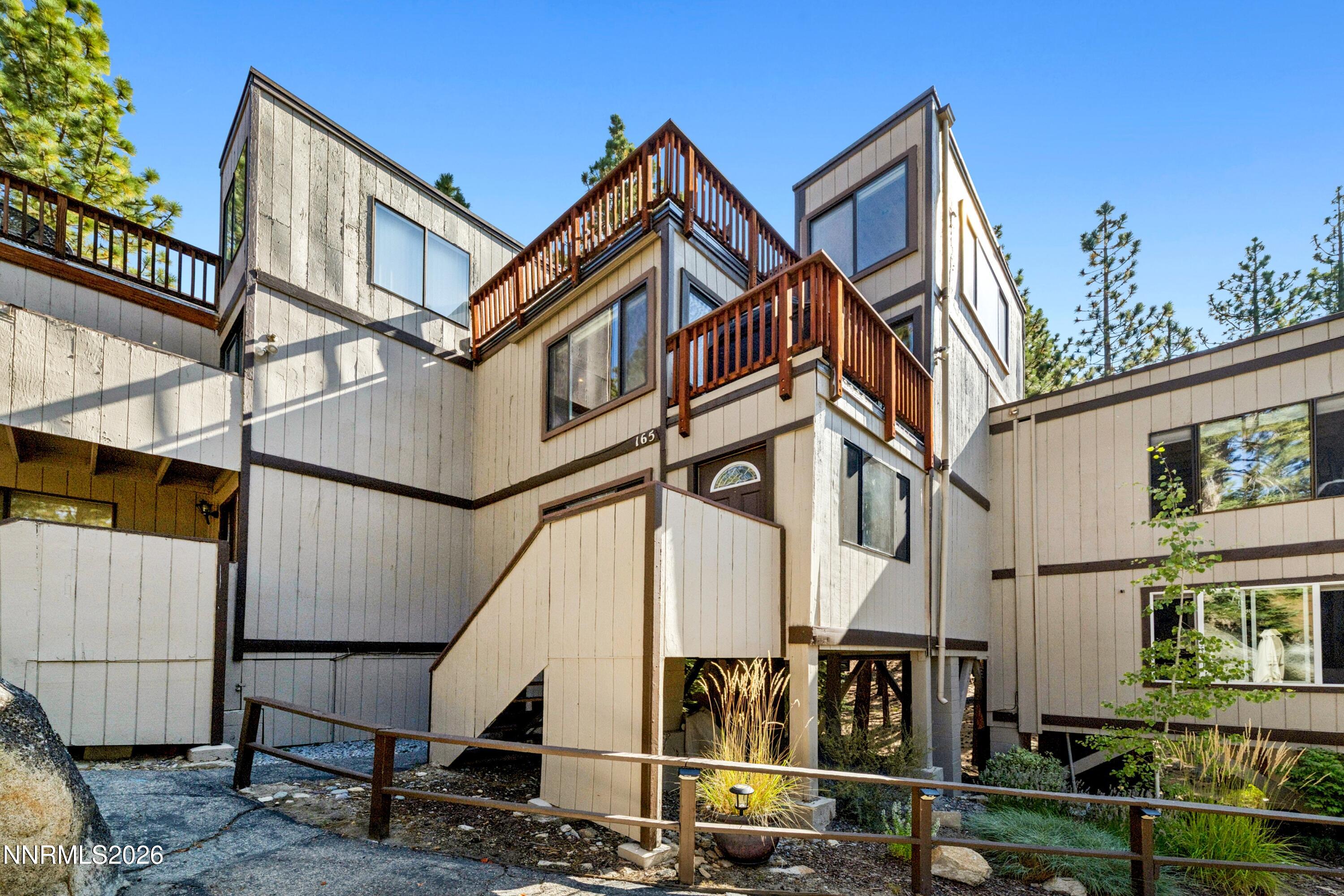 165 Holly Lane