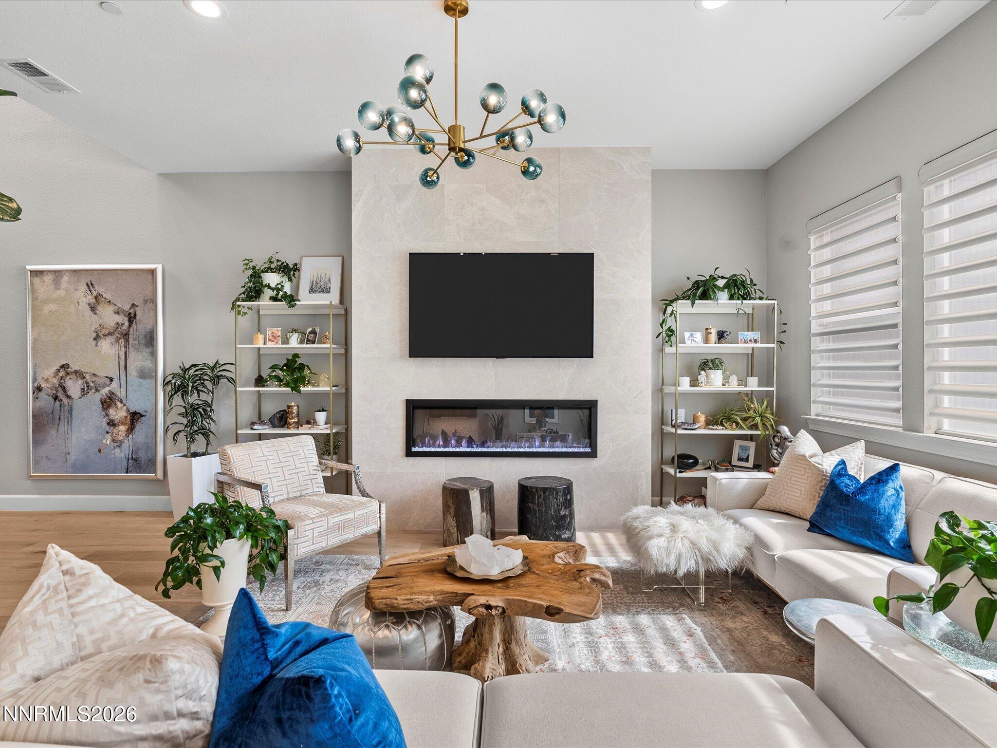 6053 Kelly Heights Way