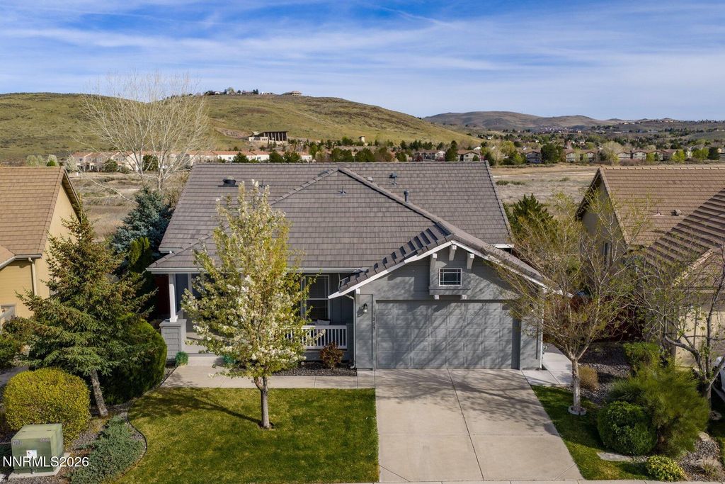 Photo of 1239 Turnberry Drive, Sparks, NV 89436 (MLS # 260003618)