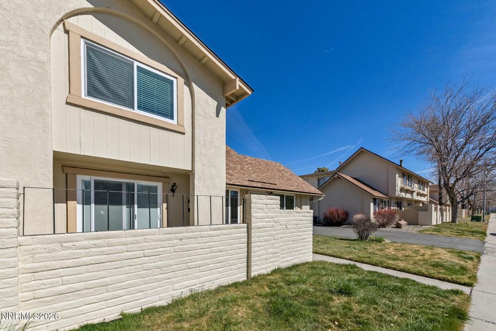 Photo of 14 Condor Circle, Carson City, NV 89701 (MLS # 260002630)