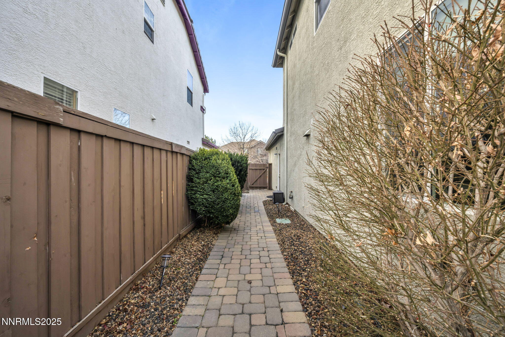 10-web-or-mls-11200-parma-way