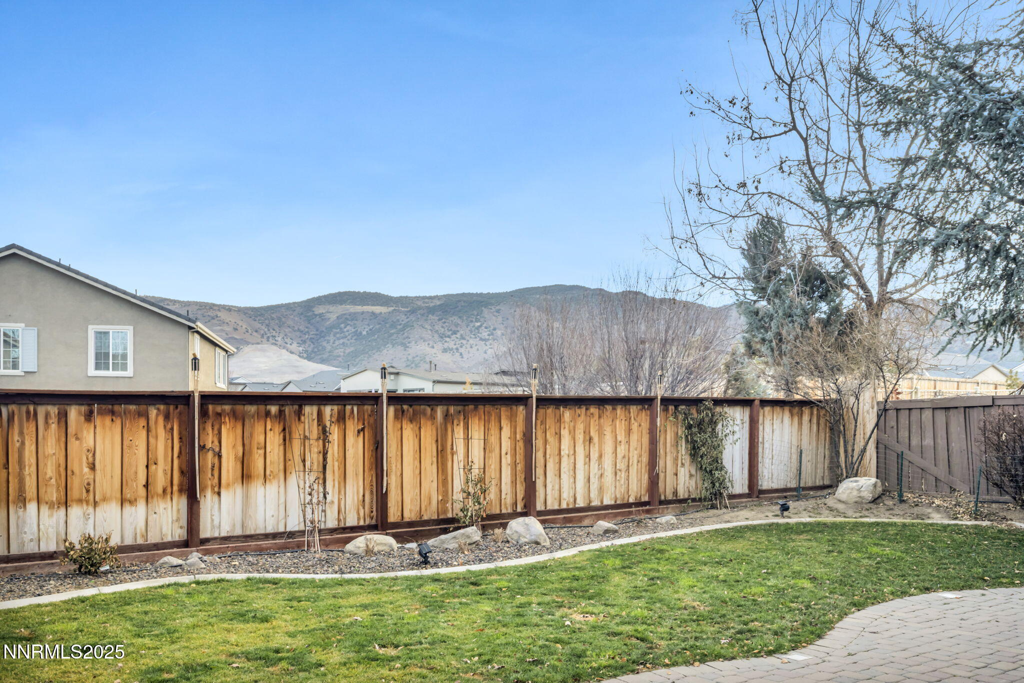 15-web-or-mls-11200-parma-way