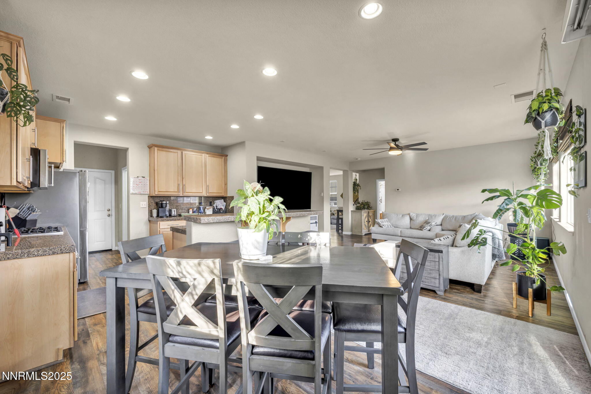 38-web-or-mls-11200-parma-way