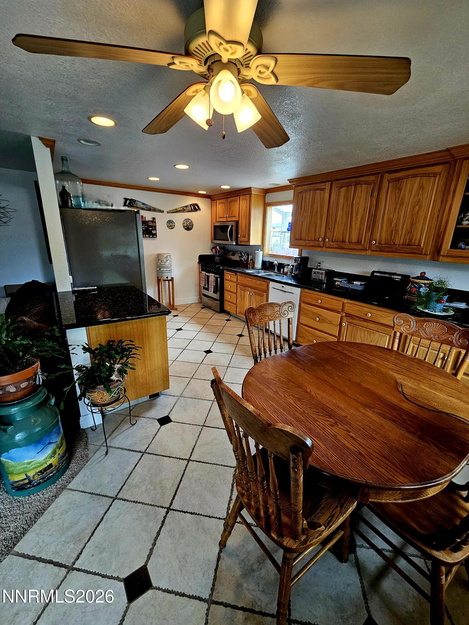 8230 Mohawk Lane