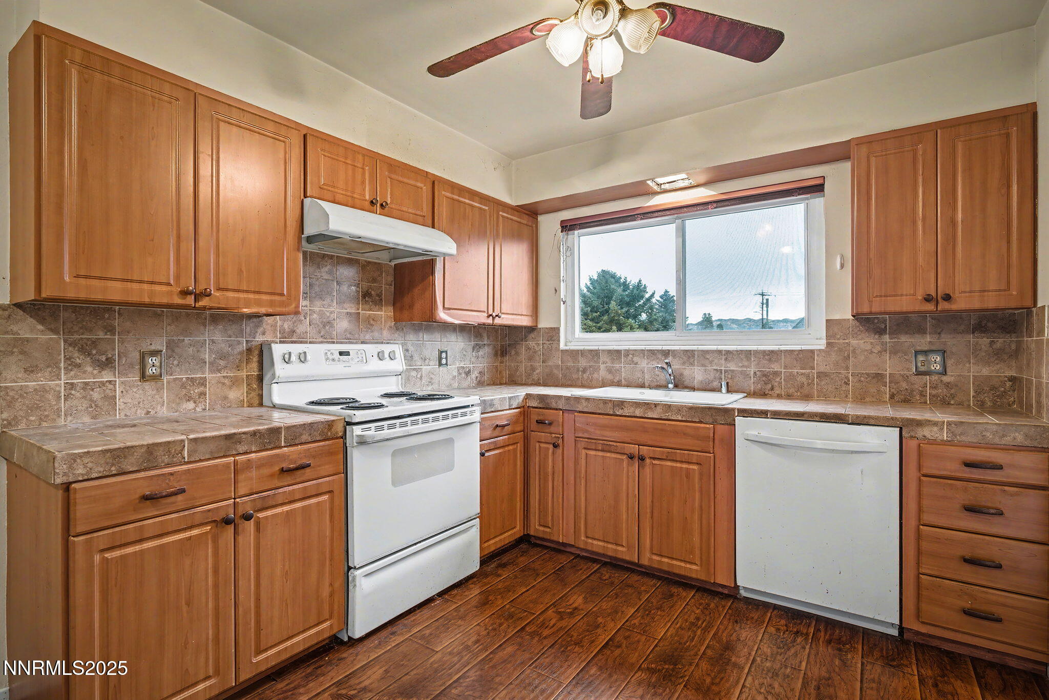 11-web-or-mls-_DSC3177