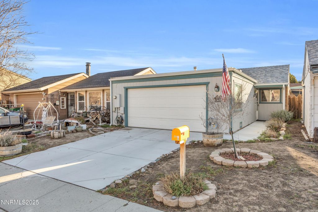 Photo of 39 Granite Way, Carson City, NV 89706 (MLS # 250059340)