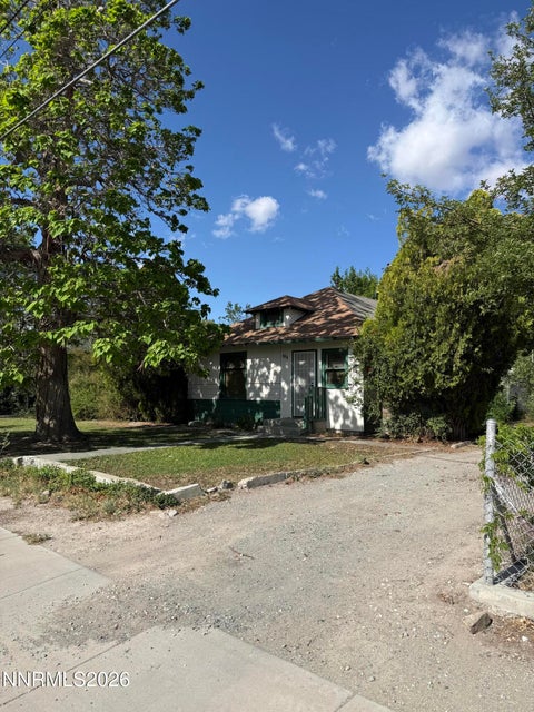 MLS: 260006893