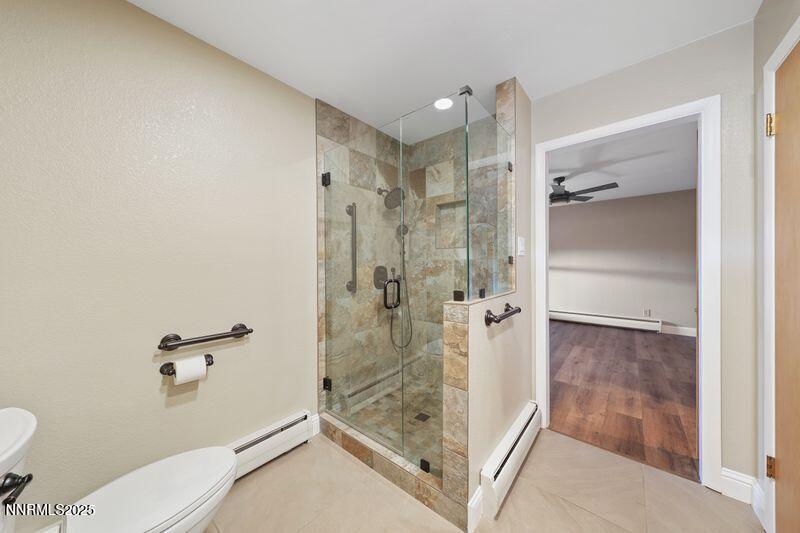 3533 E Hidden Valley - master bedroom sh