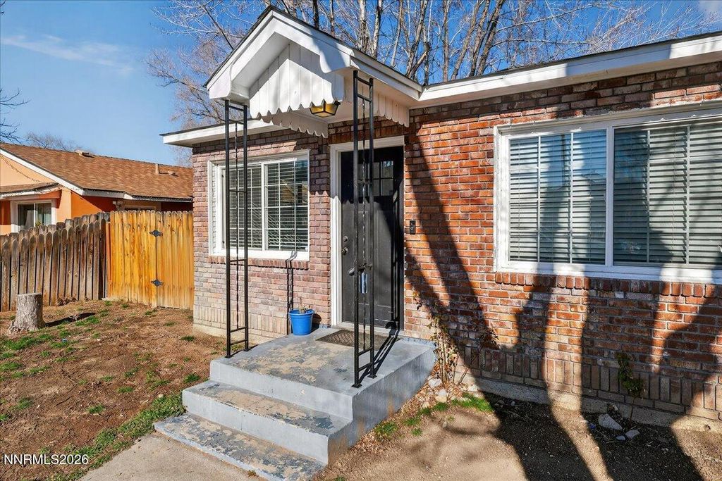 Photo of 1415 Riley Avenue, Reno, NV 89502 (MLS # 260000826)