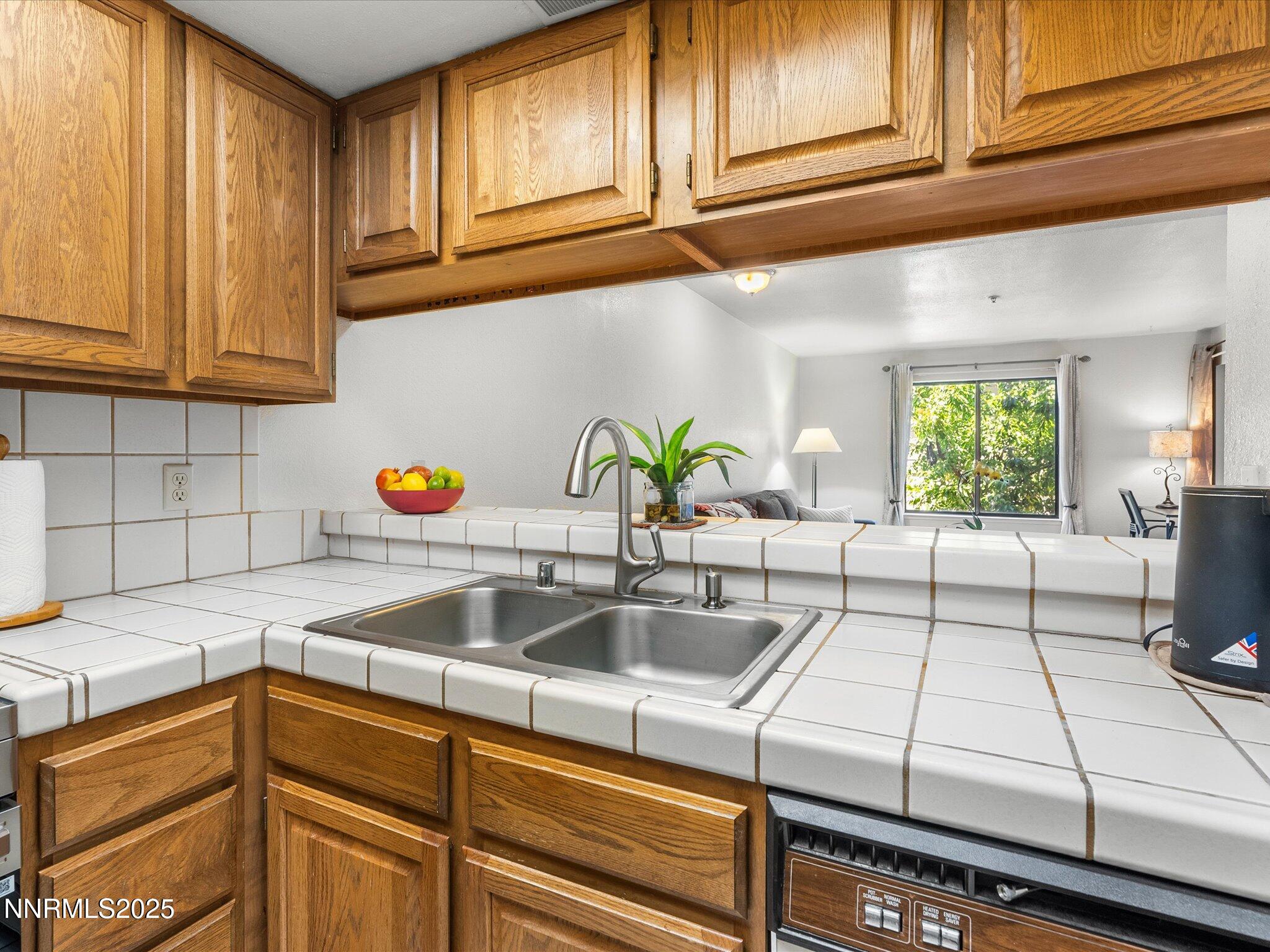 17-3095 Lakeside Dr-Unit 103-116