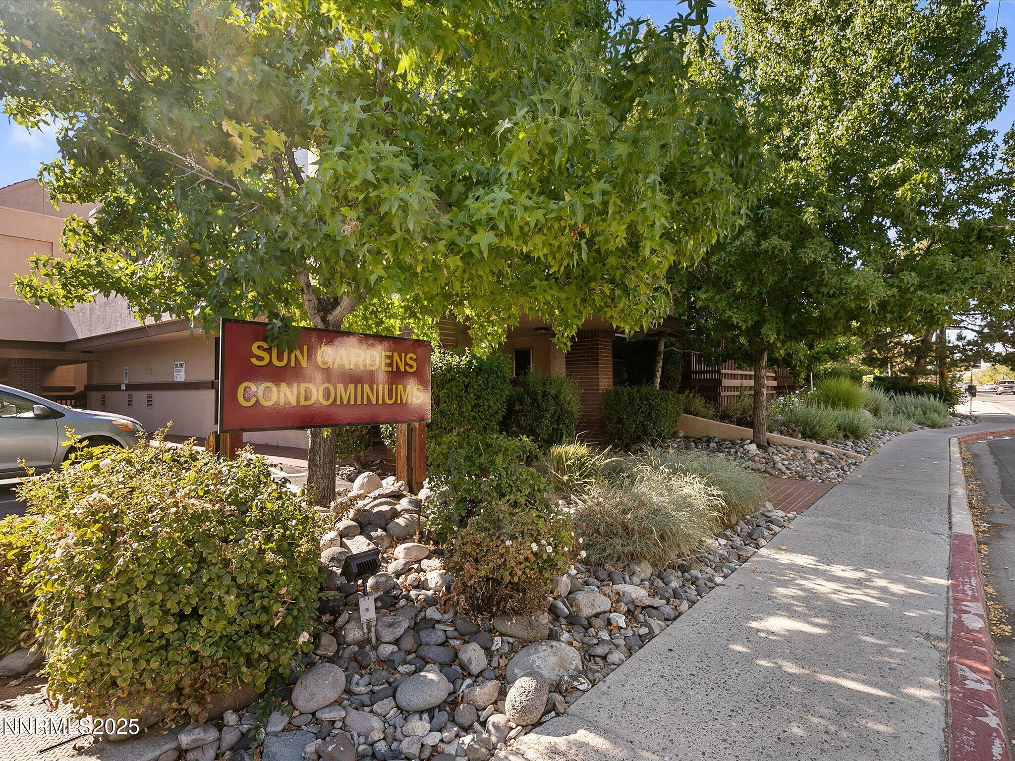 05-3095 Lakeside Dr-Unit 103-104