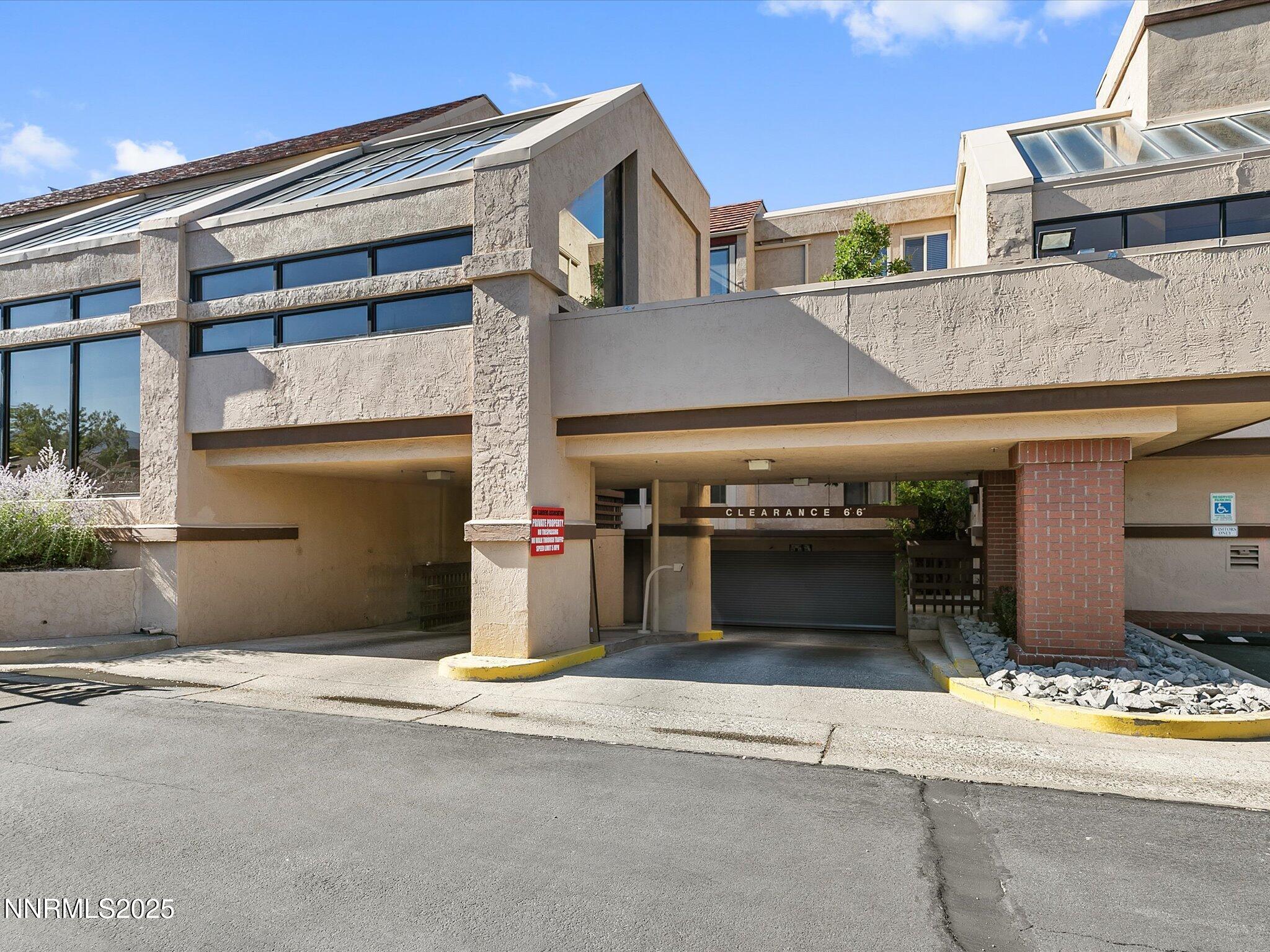 09-3095 Lakeside Dr-Unit 103-108