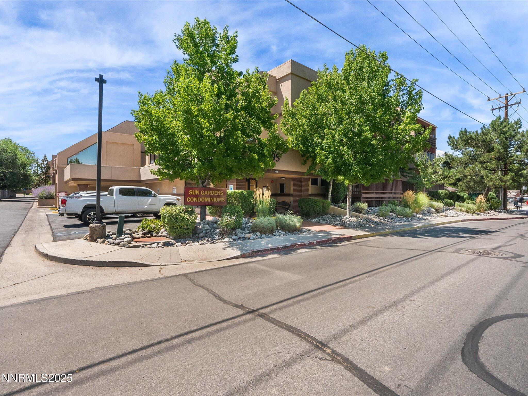 04-3095 Lakeside Dr-Unit 103-103